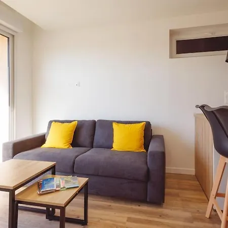 L'Aindus De Brou- Parking Prive- Rdc Apartment Bourg-en-Bresse Exterior photo