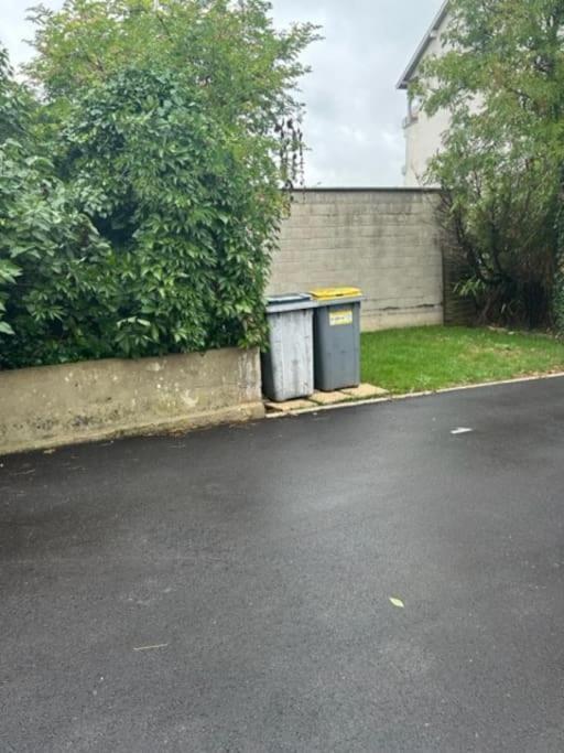 L'aindus De Brou- Parking Prive- Rdc *