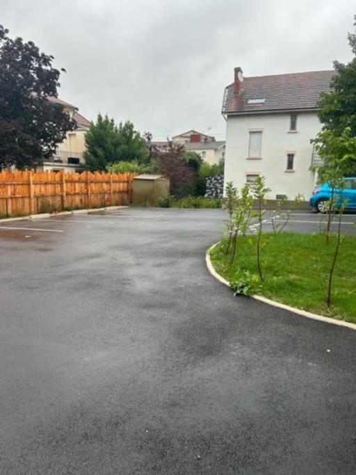 Apartamento L'aindus De Brou- Parking Prive- Rdc *